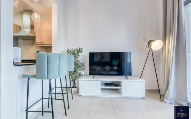 Luxury 1 Bedroom with Sea View Flat
