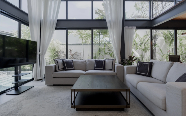 Modern Luxury Loft Riverhouse Villa