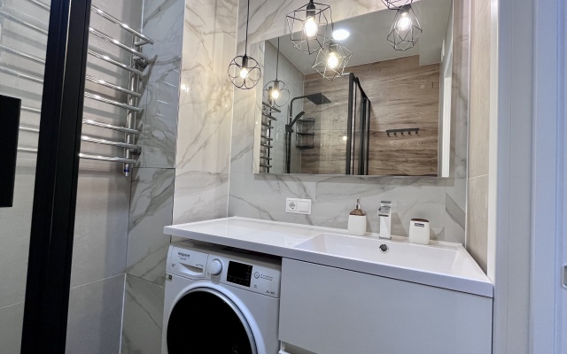 Yevrodvushka V Tsentre Ryadom S Naberezhnoy Flat