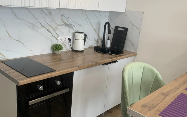 Stilnaya Studiya V Novykh Vatutinkakh Flat