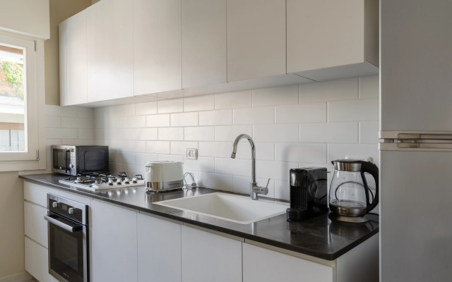 Blueground at Nahalat Bynamin ID08 Apartments