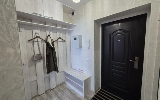 S Vidom Na Kamu Flat