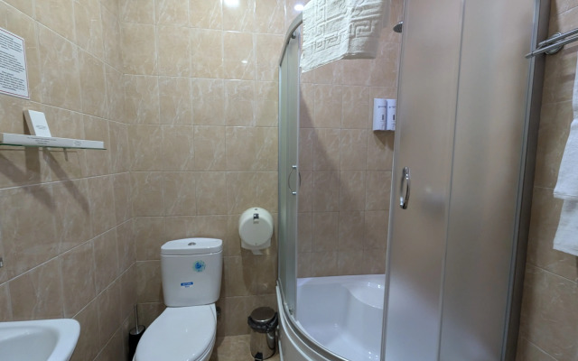 Viktoriya Hotel