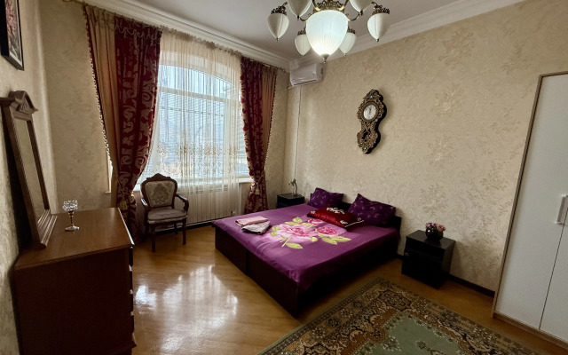 Trekhetazhniy Tur House V Kaspiyske Private house