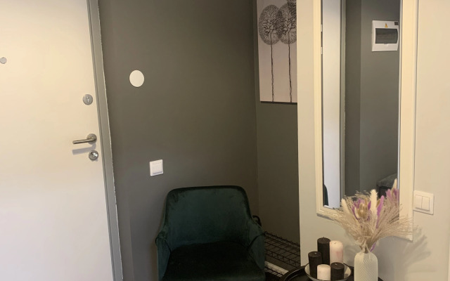 Dizaynerskaya Yevro Dvushka V Vatutinkakh Flat
