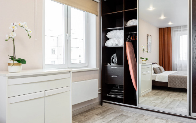 Krasroom vozle TC Planeta Flat