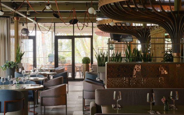Repino Park Hotel