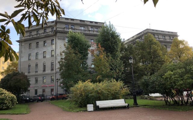 Acme Petrogradskaya Hotel