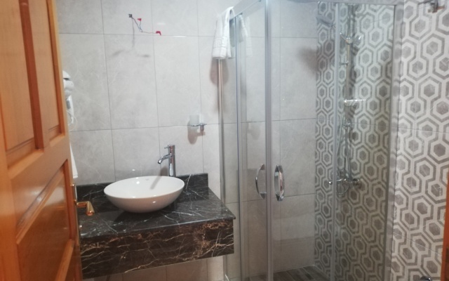 WOO Town Suites Hotel