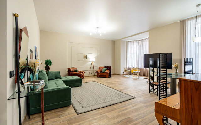 Sergeew Apartments dvuhkomnatnyj Lyuks s vidom na naberezhnuyu Fontanki Apartments