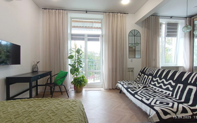 Prostornaya Bulvar Lenina 4 Flat