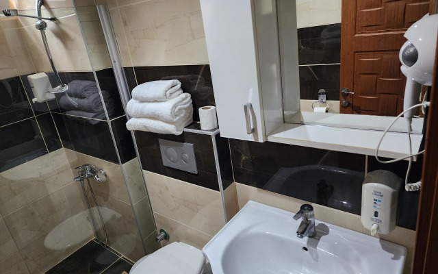 Gunduz Otel