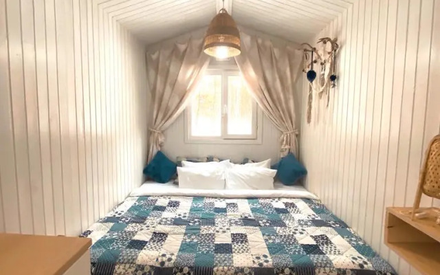 TinyDacha Mozhzhevelnik Glamping