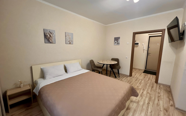 Апартаменты на Братьев Кашириных в Академ Риверсайд