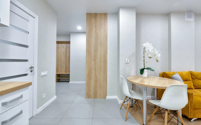 Квартира возле метро и Национальной Библиотеки