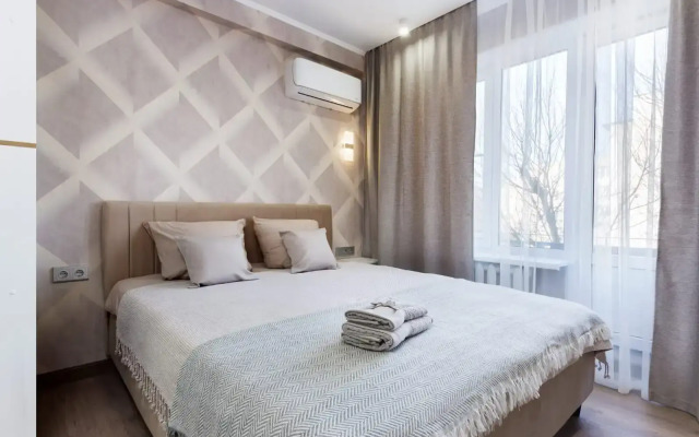 Uyutnaya S Dushevnym Remontom Flat