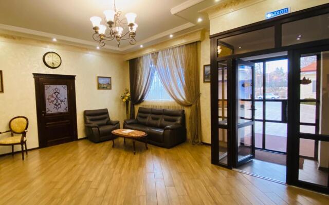 Korona Hotel