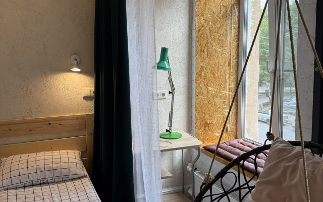 Zelenye Apartamenty Poyuschie Fontany Komsomola 13 Apartments