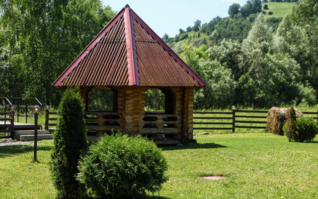 Kedrovy Bereg Recreation Center
