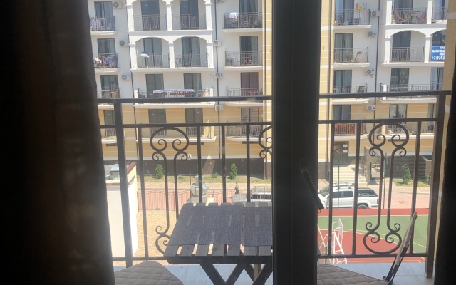 Апартаменты на Счастливом переулке