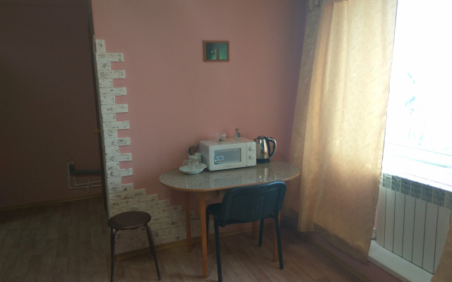 Uyutnaya Studiya V Tsentre Flat