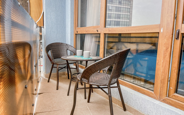 City Plaza Apartments