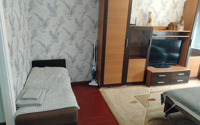 Po Ulitse Pobedy Flat