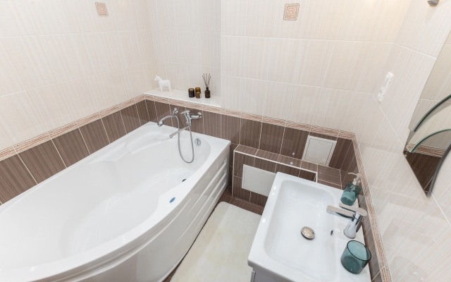 V Tsentre na Tukaya Flat