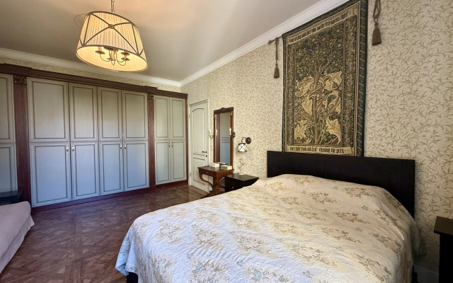 Anglijskij Shik Flat