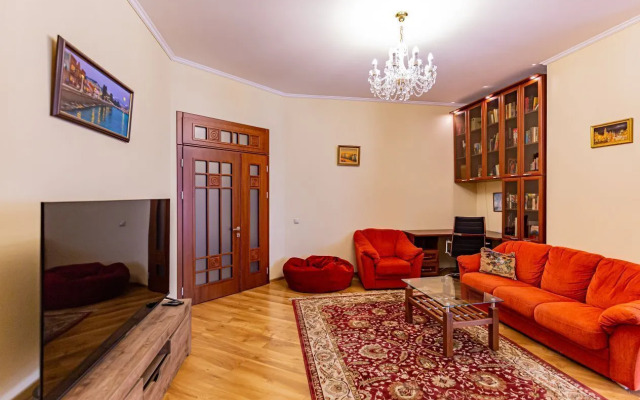 Квартира на Красногвардейской 38АлитА