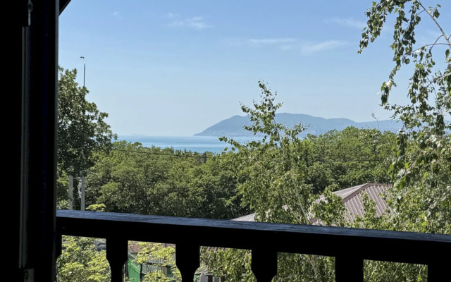 Частный Дом 602 с Балконом и Красивым Видом