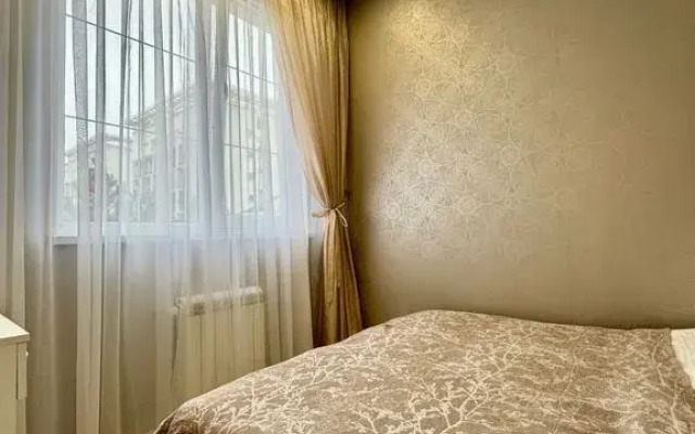 Na Tavricheskoy 7k2 Flat