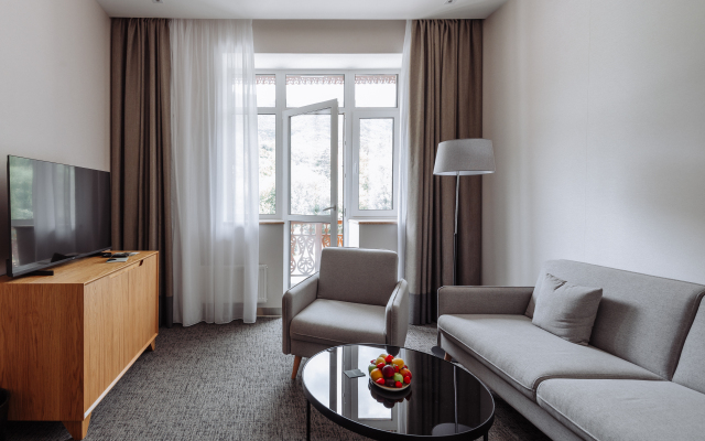Old Ijevan Boutique Hotel