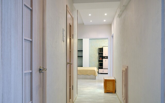 Na Novom Arbate 6 Apartments