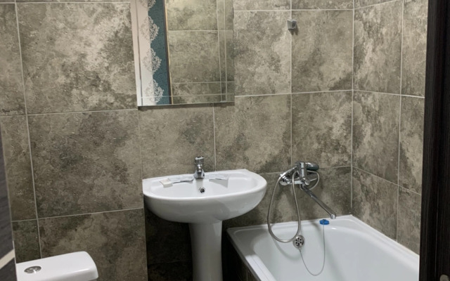 Odnokomnatnyie. Sovetskaya 42 Apartments