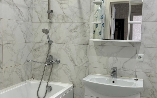 Uyutnaya Vozle Akvaparka Flat