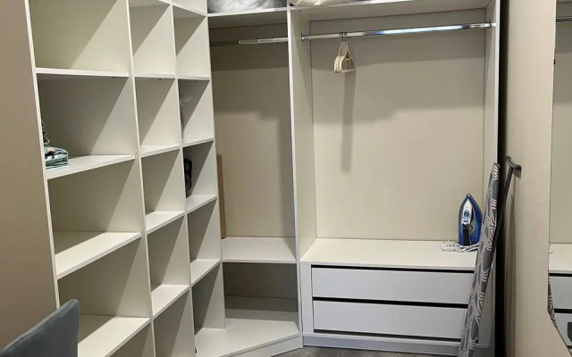Uyutnaya Prostornaya Kvartira Flat