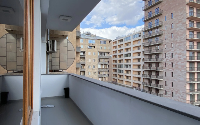 4-Komn. Na Severnom Prospekte, Tt666 Flat