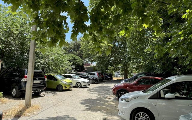 430 v tsentre 5 min do morya Flat