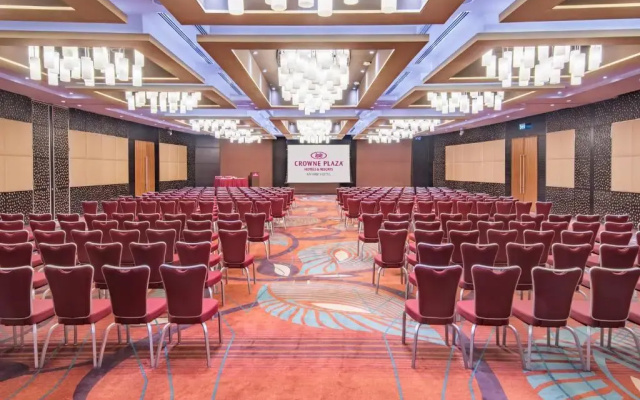 Crowne Plaza Doha - The Business Park by IHG