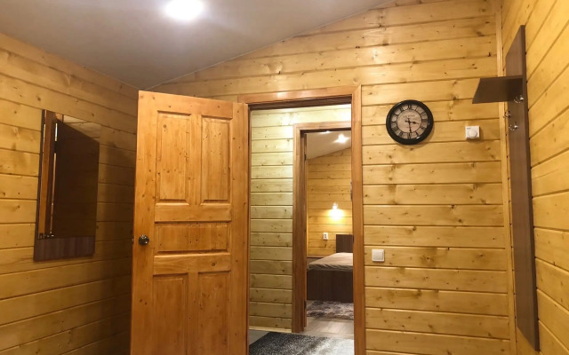 Kottedzh S Terrasoy I Basseynom Guest house