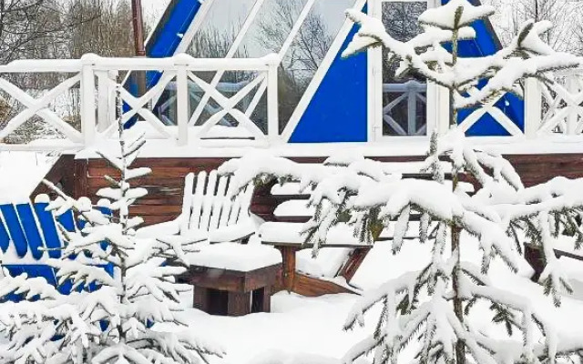 Глэмпинг А у реки