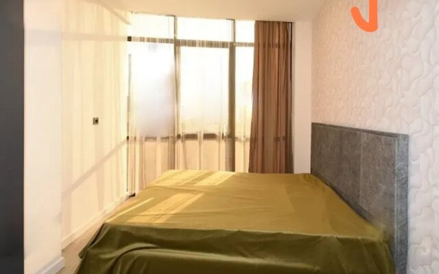 Luxery Apt In Yerevan Apartments