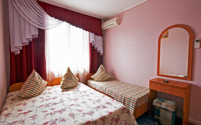 Yuzhny Ray Guest House