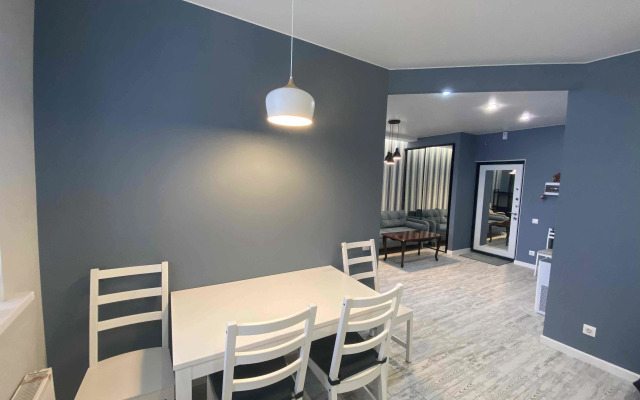 Квартира на Героев 18