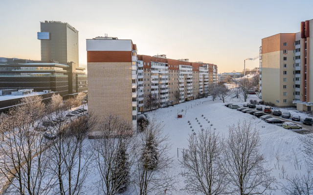 Apartamenty Ladgorna cetyrehkomnatnye  vozle TC Galerea