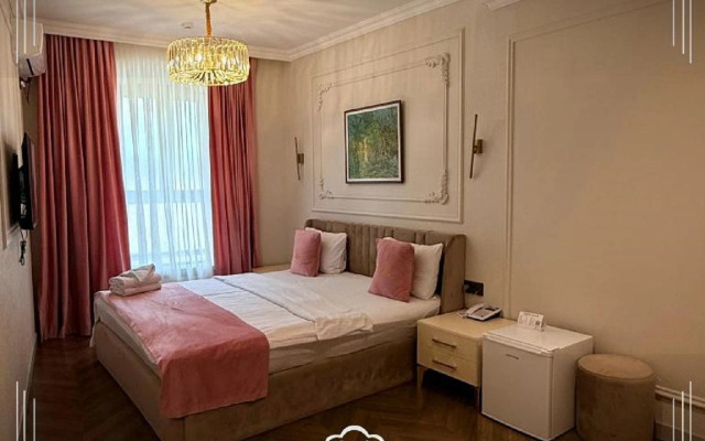 Perla De Mar Inn Hotel