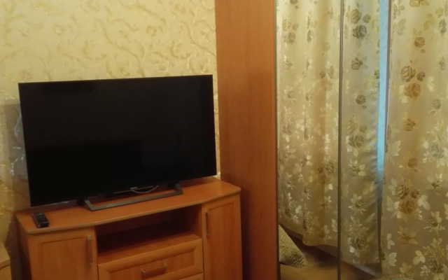 Na Dnepropetrovskoy Flat