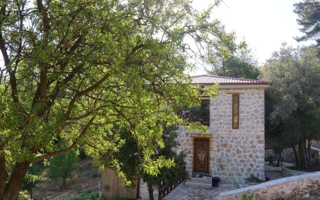 Olympos Stone House Private house