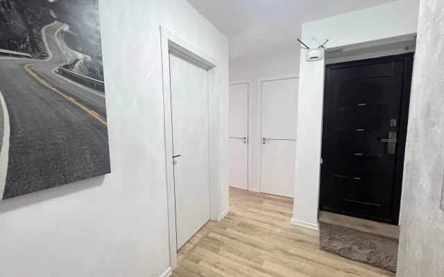 Квартира Двухкомнатная на Озерной